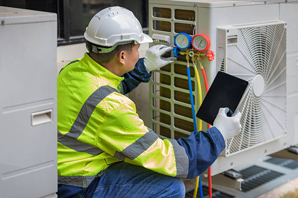 Professional Hvac technician working in Gretna, VA